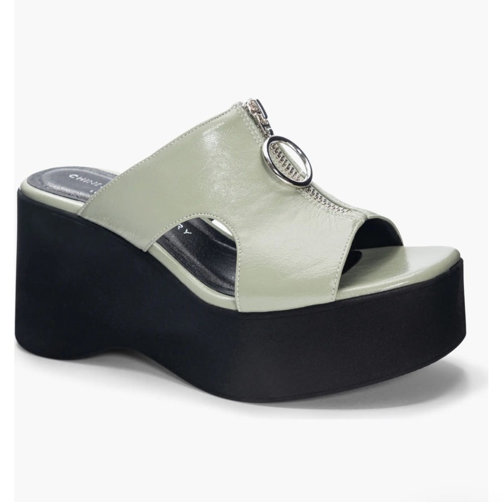 Chinese Laundry Y2K Taysha Platform Slide Sandal